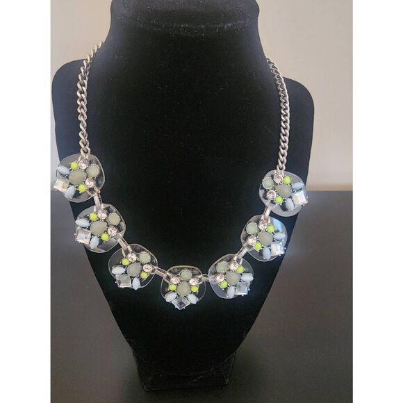 Ann Taylor Loft  NWT faux crystal and silver statement necklace  sea blue and gr - Picture 1 of 7